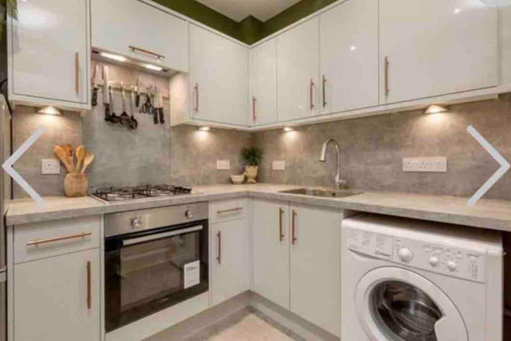 Cosy 2 Bedroom Flat In Единбург Екстер'єр фото